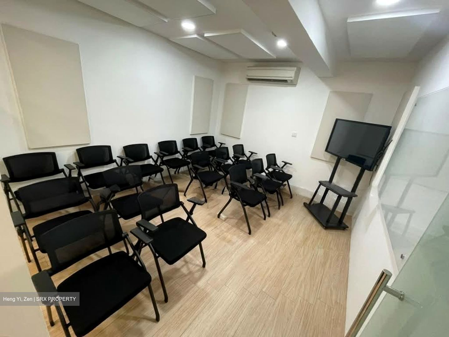 Amoy Street (D1), Office #596883851